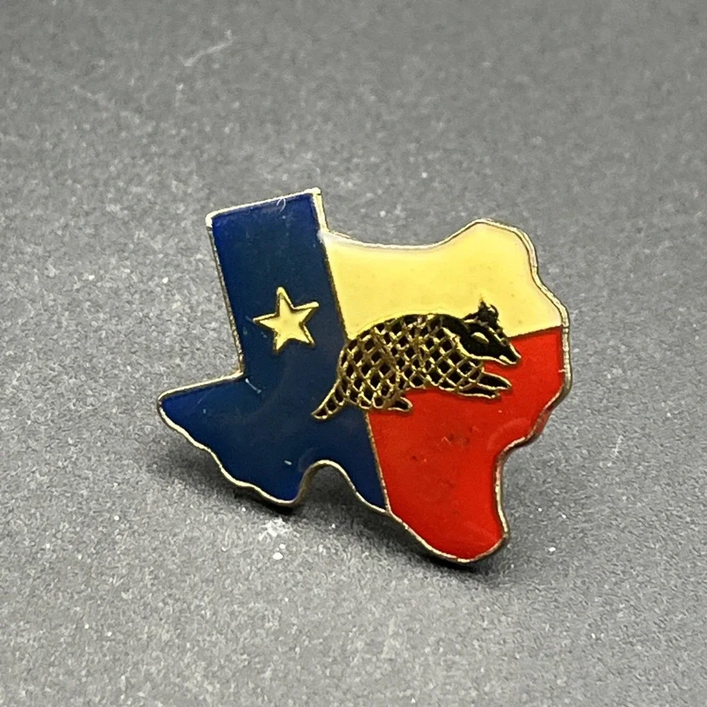 Texas State Outline State Flag Armadillo Lapel Hat Pin